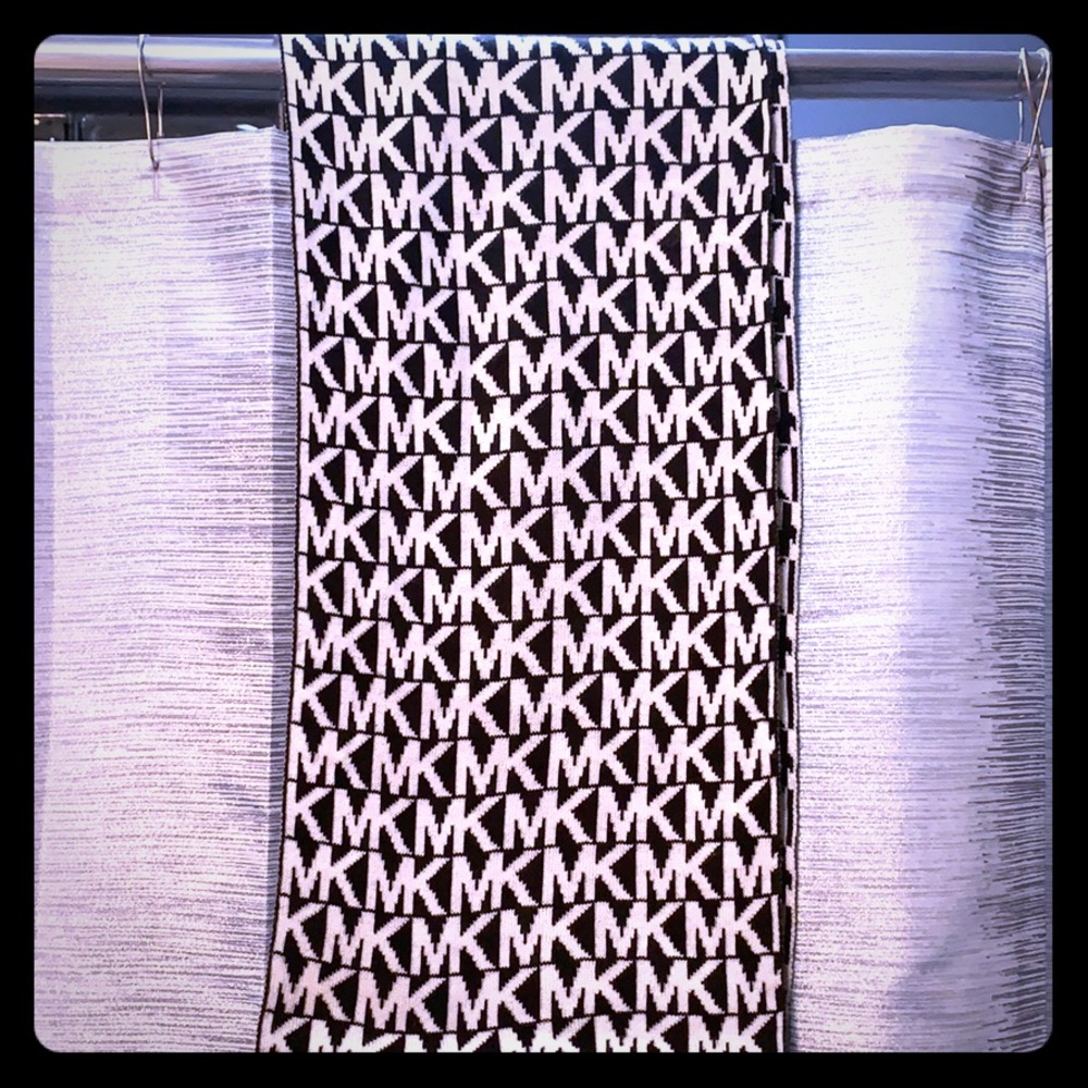 Michael Kors Scarf